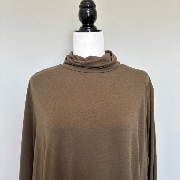 Tahari Size 3X Mock Neck Long Sleeve Turtle Neck Layer Piece Basic Soft Stretch - Picture 3 of 9
